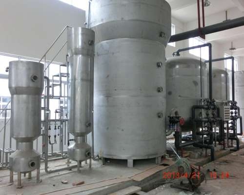 玻纤厂小时120吨过滤和三塔软水器